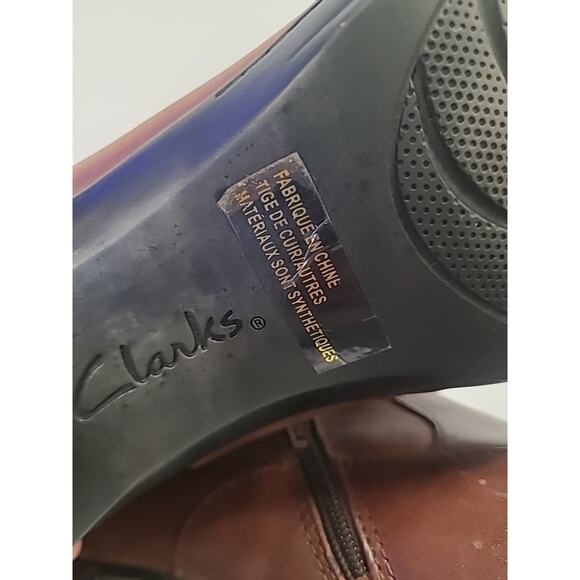 Clarks Bendables Ankle Boots 11M Casual Zip Bootie Brown Leather Heels Buckle - Picture 10 of 13